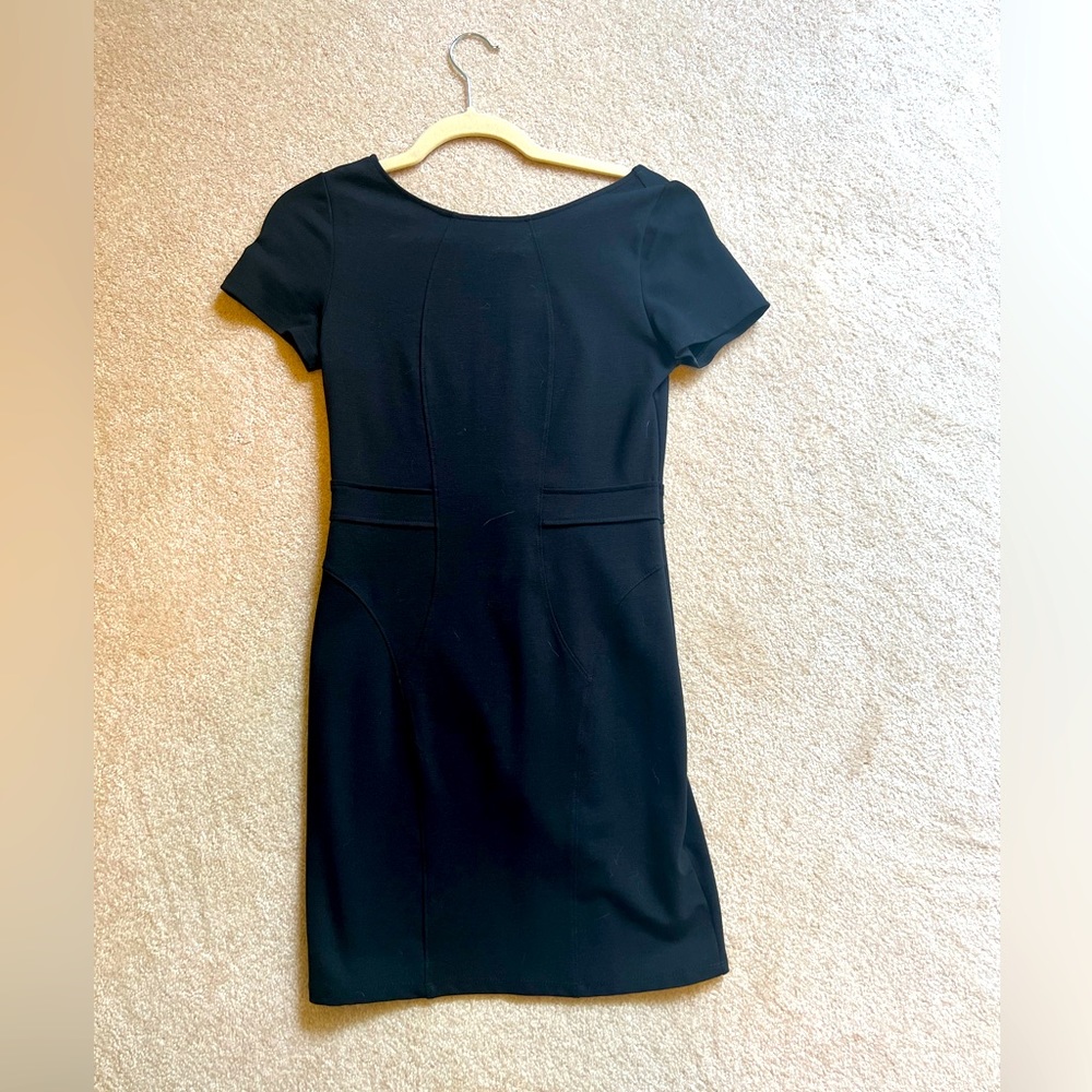 Black short sleeve form fitting dress
